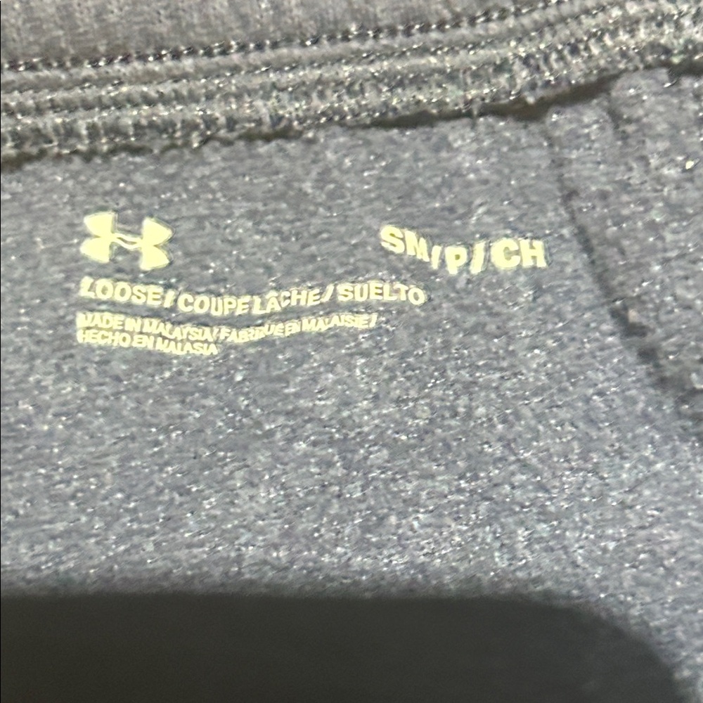 Under Armour women’s 
 Dark Blue Joggers - Picture 3 of 4